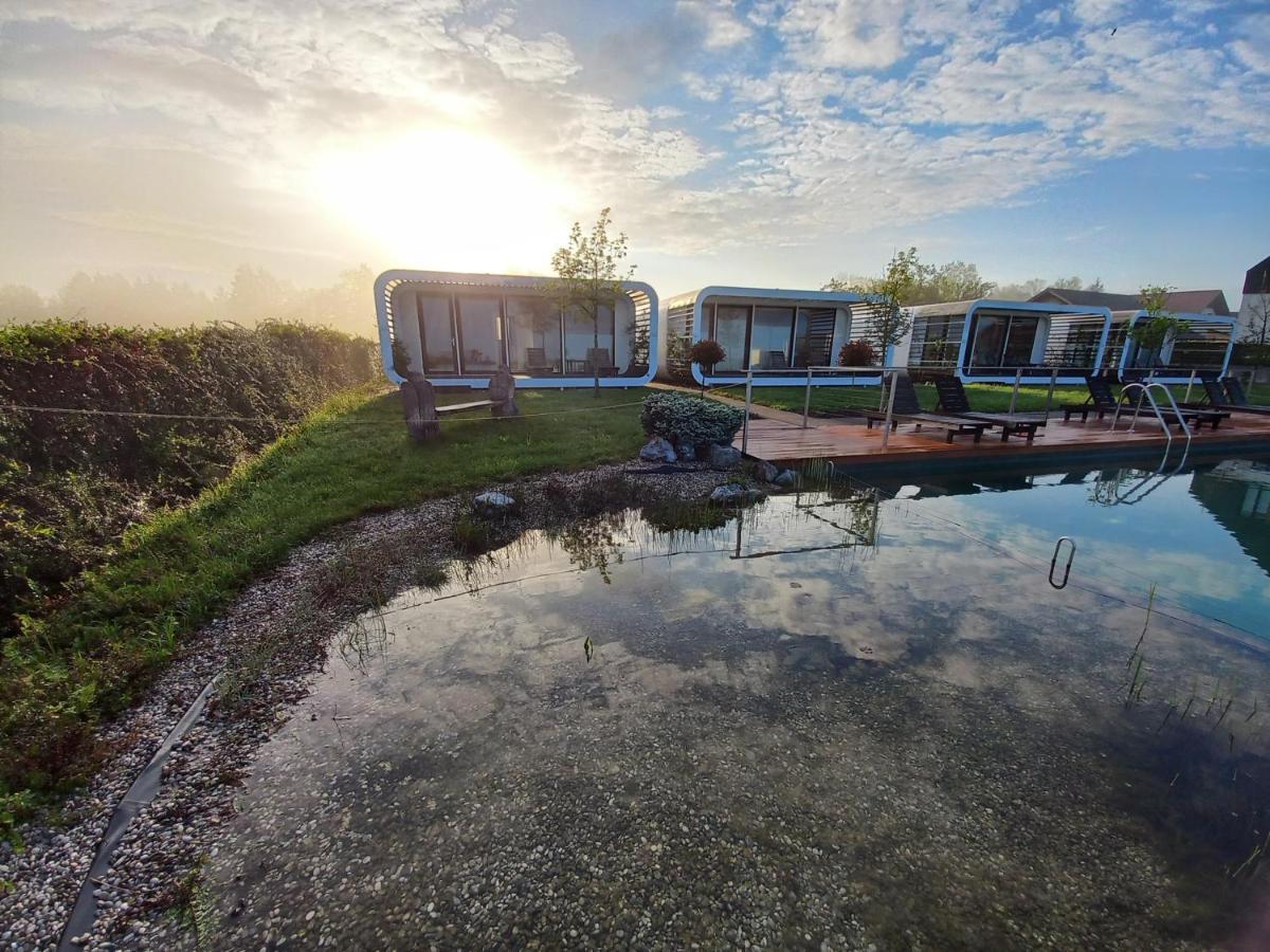 Glamping Maleric With Natural Pool Dragatuš Zewnętrze zdjęcie
